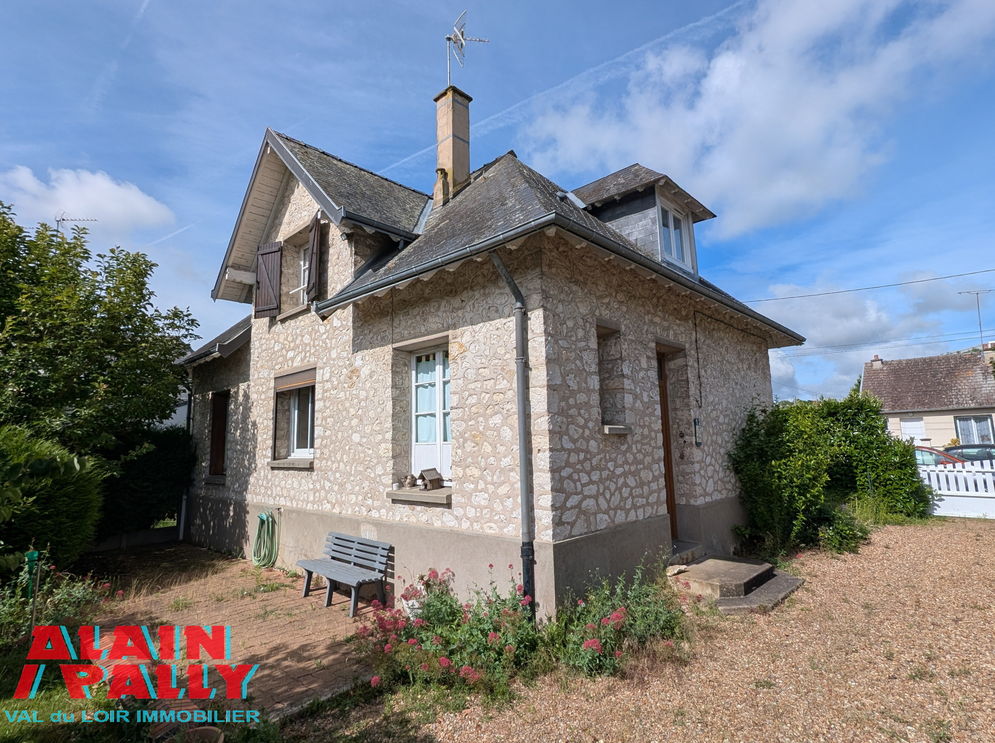 Maison 4 chambres Châteaudun